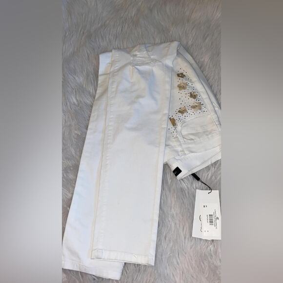 Cristina Barros Women's White Floral Embroidery Jeans - Straight Leg Cotton - Picture 5 of 10